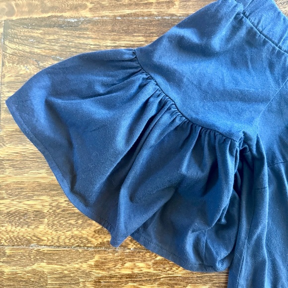 Banana Republic Off The Shoulder Bell Sleeve Top - Size M (NWT) - Picture 2 of 7